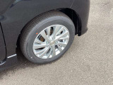 ☆お車についた傷やヘコミ、事故の修理もハヤシにお任せください。自社鈑金工場で修理ができますの安心です☆