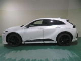 モデリスタ・フルエアロ装着の車両となります。