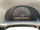 視認性の高いメーターで運転情報を的確に把握できます!
