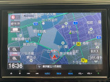高精細画面で操作がしやすいホンダ純正ナビを装着しています。