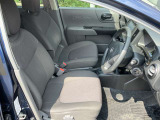 クッション性能が高く、程よく体をホールドしてくれるフロントシートなので、ゆったりとした運転を楽しんで頂けます。