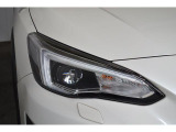 LEDヘッドライトで夜間の運転も安心です