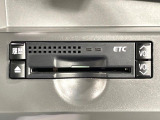 【ETC】高速道路の料金所をストレスなく通過!話題のスポットやサービスエリアに多い「スマートIC」利用時は必須のアイテムです。当店でセットアップを実施、ご納車当日からすぐにご利用いただけます!