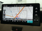 Honda CONNECTディスプレーを装備しております。Honda CONNECT対応で便利が広がったナビディスプレー。機能は増えても快適な操作性はそのままです。