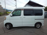 登録から15年以内又は走行15万km内のお車には1年間、距離無制限のACE保証を(無料)お付けします。保障内容を充実したい方、長期保証をお考えの方には購入車両に最適な保障(有償)をご提案させていただきます。