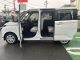 支払総額表示は、点検整備・法定費用・諸手続費用すべてが含まております。県外登録・他県ご納車・希望ナンバー取得等の詳しい価格はスタッフにお気軽にご相談ください。