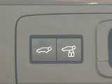 【パワーバックドア】スマートキーや運転席のボタンを押すだけでリアゲートが自動で開閉します!荷物を持っている時や、高い位置にあるバックドアを閉める際に便利な機能です♪
