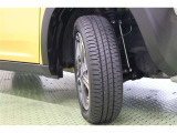 タイヤサイズ 165/60R15。