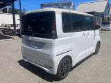 遠方への旅行など、長距離ドライブでも楽しむことができる工夫を多く備えております。本体価格の中には日産中古車の保証である走行距離無制限の『ワイド保証』が含まれております。