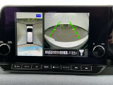 アラウンドビューモニターは車庫入れの強い味方となってくれます。上から車を見下ろすように視ることで、駐車場枠内にビシッと真っ直ぐ停めれます!☆一度使ったらわかって頂けます☆