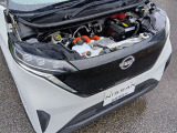 納車以降、お車のメンテナンスは自宅近所の日産サービス拠点にて承ります。専門の教育を受けたサービスフロント&メカニックが無料1ヶ月点検から法定/車検整備、万一の故障・不具合の修理まで全て担当いたします。