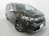 自動車保険もお任せくださいHonda自動車保険安心プランと長期プランでより一層安心をプラスしてご案内します。