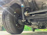 お車を安心してお乗りいただく為には、足回りの定期点検が欠かせません。サービスサポート(有償保証)では無料点検もご提供しており、安心のカーライフをお過ごしいただけるサポート体制が整っています。