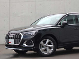 ●Audiが最初に採用したLEDポジショニングランプ。シャープなラインで昼間でも点けていたいと思うほど上品でオシャレです。夜間走行時はさらに目立ちます!