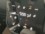 【オートエアコン】 設定温度は一定のまま、1年中、車内は快適空間♪快適温度♪