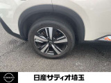 純正アルミホイール装着
