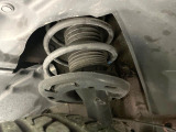 お車を安心してお乗りいただく為には、足回りの定期点検が欠かせません。サービスサポート(有償保証)では無料点検もご提供しており、安心のカーライフをお過ごしいただけるサポート体制が整っています。