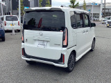 年式が新しいお車に嬉しい♪据置クレジットもご利用可能です。一定の金額を据え置くことで月々の支払いをお安くします。据置クレジットにも条件がありますので、詳しくはスタッフまでお問い合わせください。
