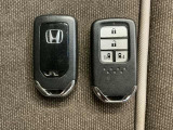 スマートキーです!ドアの施錠・解錠・エンジンの始動がスムーズで大変便利です!