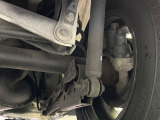 お車を安心してお乗りいただく為には、足回りの定期点検が欠かせません。サービスサポート(有償保証)では無料点検もご提供しており、安心のカーライフをお過ごしいただけるサポート体制が整っています。
