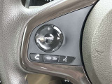 運転席から操作しやすい位置に配備されています♪