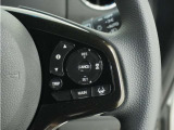 ◆アダプティブクルーズコントロール◆予め設定した車速内でクルマが自動的に加減速。前走車との適切な車間距離を維持しながら追従走行します。【LKAS】車線維持支援システムでステアリング操作を支援。