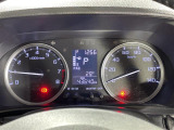【スピードメーター】メーターがシンプルで見やすく運転しやすいですね。