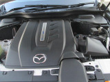2.5ガソリンエンジンをベースにモーターとバッテリーを組み合わせたプラグインハイブリッド(PHEV)仕様