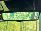 【デジタルインナーミラー】後席の大きな荷物や同乗者で後方が確認しづらい時でも安心!カメラが撮影した車両後方の映像をルームミラー内に表示。クリアな視界で状況の確認が可能です!