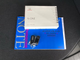 メンテナンスノート【整備記録簿】、取説も揃っています。スマートキーはバッグなどにしまったままボタン操作でエンジンの始動・停止ができて大変便利です。