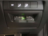 ETC車載器付。料金所での手間を解消します。通行券を取る際幅寄せに気を使う必要もありません。