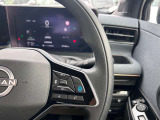 プロパイロット(同一車線運転支援)アクセル・ブレーキ・ステアリング操作をクルマがサポート。高速道路などで、ドライバーの負担を軽減します。
