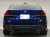 BMWのお車は、走行の安定性とコーナリングの良さを追求し、思い通りにハンドルの操作可能です。試乗車もご用意しておりますので、ぜひ&ldquo;駆け抜ける歓びをご体感ください!