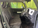 運転席シート廻りは使用感も少なく、良好な状態となっています。丁寧に使われていたことがよくわかりますね。