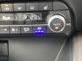 暑い夏の時期にとっても快適なシートベンチレーションを装備!シート内部に取り付けられたファンでシートの表面を換気して、涼しくしてくれます。