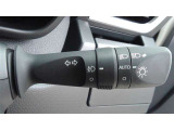 ライトもAUTO機能が付いていて、暗くなると自動で点灯し、明るくなると自動で消灯するので、大変お役にたちますよ!!