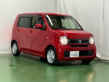 車の顔ともいえるヘッドライトは、丸目で愛嬌を感じさせるデザインです。