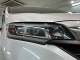 LEDヘッドライトは、点灯の瞬間から最大光量を発揮し、突然暗くなるトンネルなどでの安定感を高めます。
