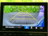 後方確認システムは、安全運転をサポートします。特に狭い道や駐車時において、周囲の状況を把握しやすく、より安心して運転操作を行えます。