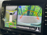 【アラウンドビューモニター】専用のカメラにより、上から見下ろしたような視点で360度クルマの周囲を確認することができます☆死角部分も確認しやすく、狭い場所での切り返しや駐車もスムーズに行えます。