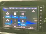 豊富な入力端子を備え、様々な外部機器との接続が可能です。お気に入りの音楽や映像を車内で楽しめます。快適な空間を演出します。