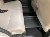 床面に置きたくないお荷物はこの「置きラクボックス」へどうぞ♪