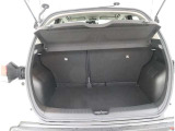 ☆普段のお買い物では十分な荷室空間ですね♪