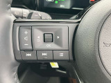 ■ステアリングスイッチ■ハンドル手元でオーディオの操作が簡単に出来ます。運転中でもナビまで手を伸ばさずに操作が出来て安心です。