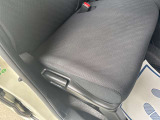 運転席シートリフター