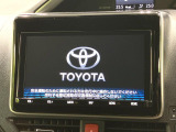【純正ナビ】人気の純正ナビを装備。オーディオ機能も充実しており、Bluetooth接続すればお持ちのスマホやMP3プレイヤーの音楽を再生可能!毎日の運転がさらに楽しくなります!!