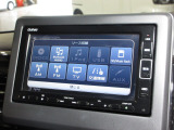 ナビゲーションは純正メモリーナビ(VXM-214VFi)を装着しております。AM、FM、CD、DVD再生、Bluetooth、音楽録音再生、フルセグTVがご使用いただけます。
