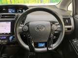 【純正革巻きステアリング】上質な革を使用することで、手にしっかり馴染みとても運転しやすいハンドルです♪