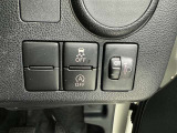 アイドリングストップ機能がついているので、停車時にエンジンを止めて燃料消費を抑えます。環境にもお財布に優しいですね♪