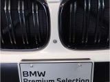 ☆BMWの代名詞とも言える【キドニーグリル】一目見ただけでBMW車であると認識できる確固たるアイコンとして存在感を放ちます☆
